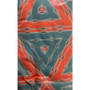 TC LuLaRoe leggings. Fits sizes 10/12-18/20